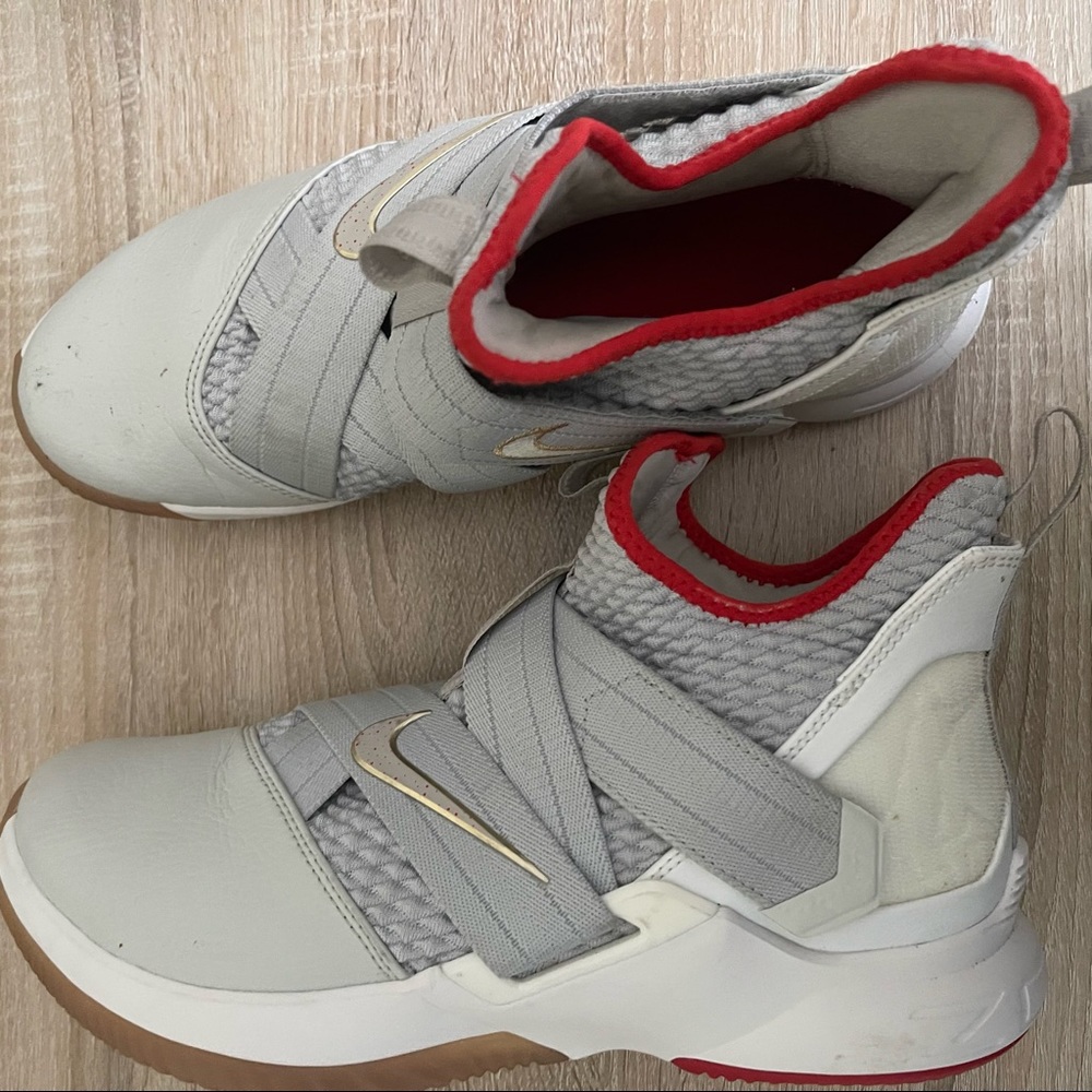 Lebron Soldier 12 Light bone